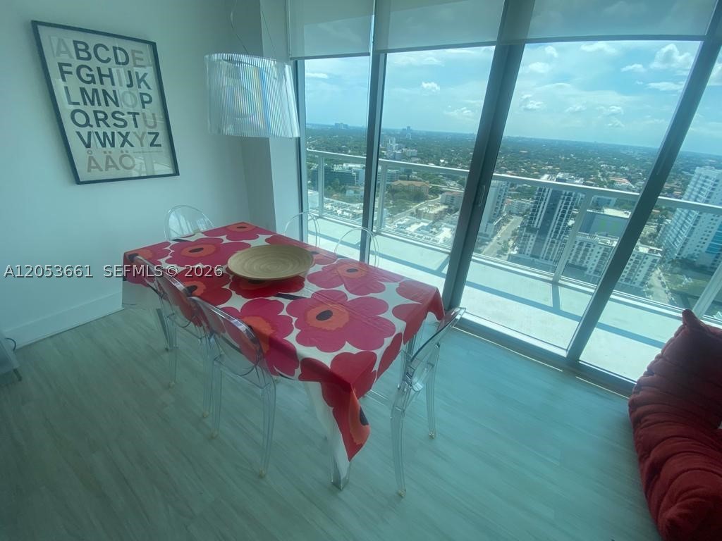 79 SW 12th St #3312-S, Miami FL 33130