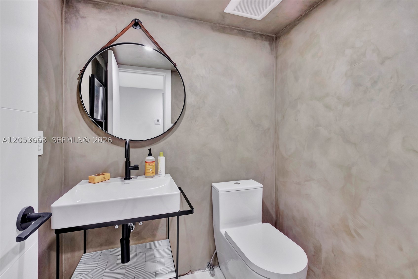 1627 Brickell Ave #1202, Miami FL 33129