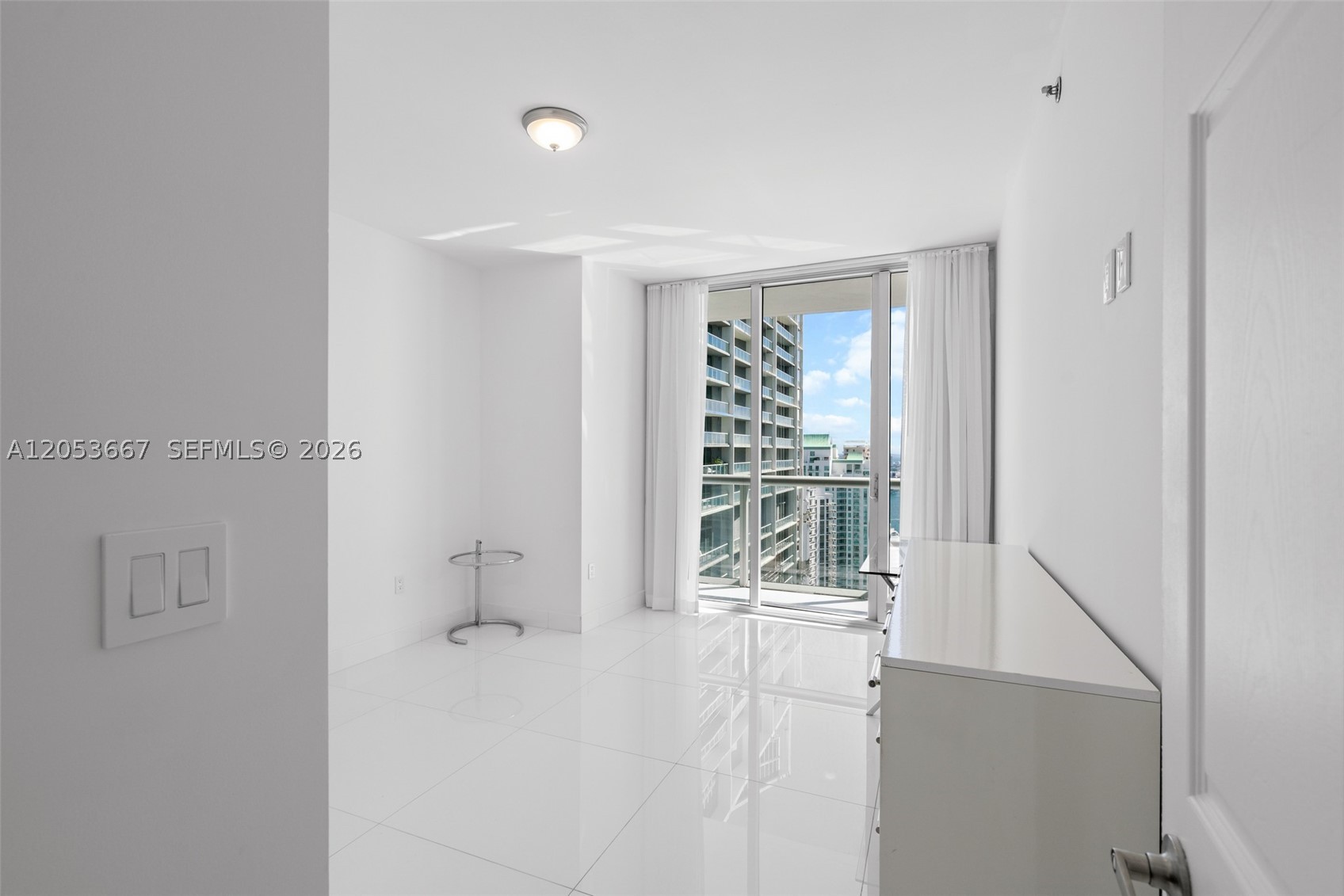 485 Brickell Ave #4410, Miami FL 33131