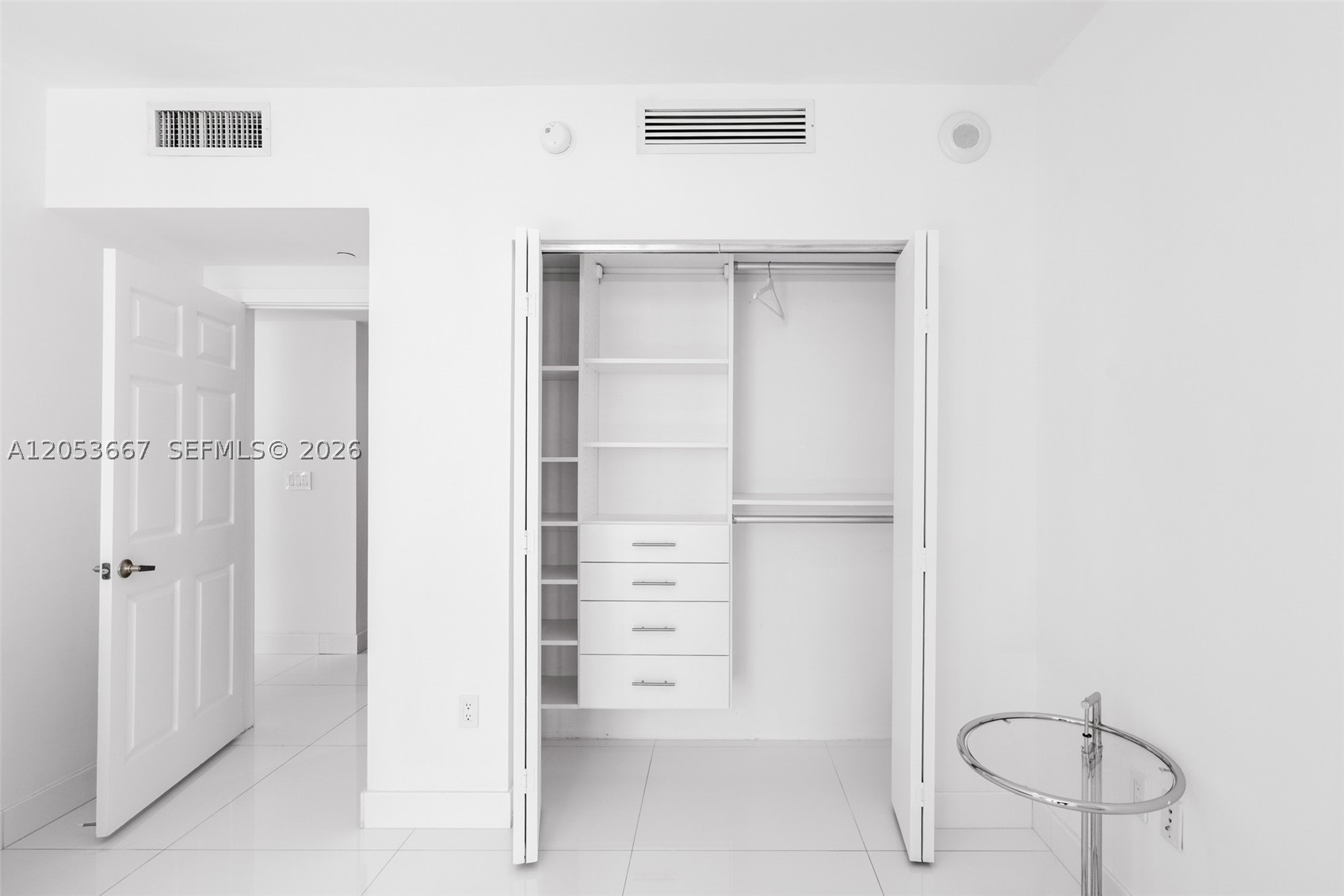 485 Brickell Ave #4410, Miami FL 33131