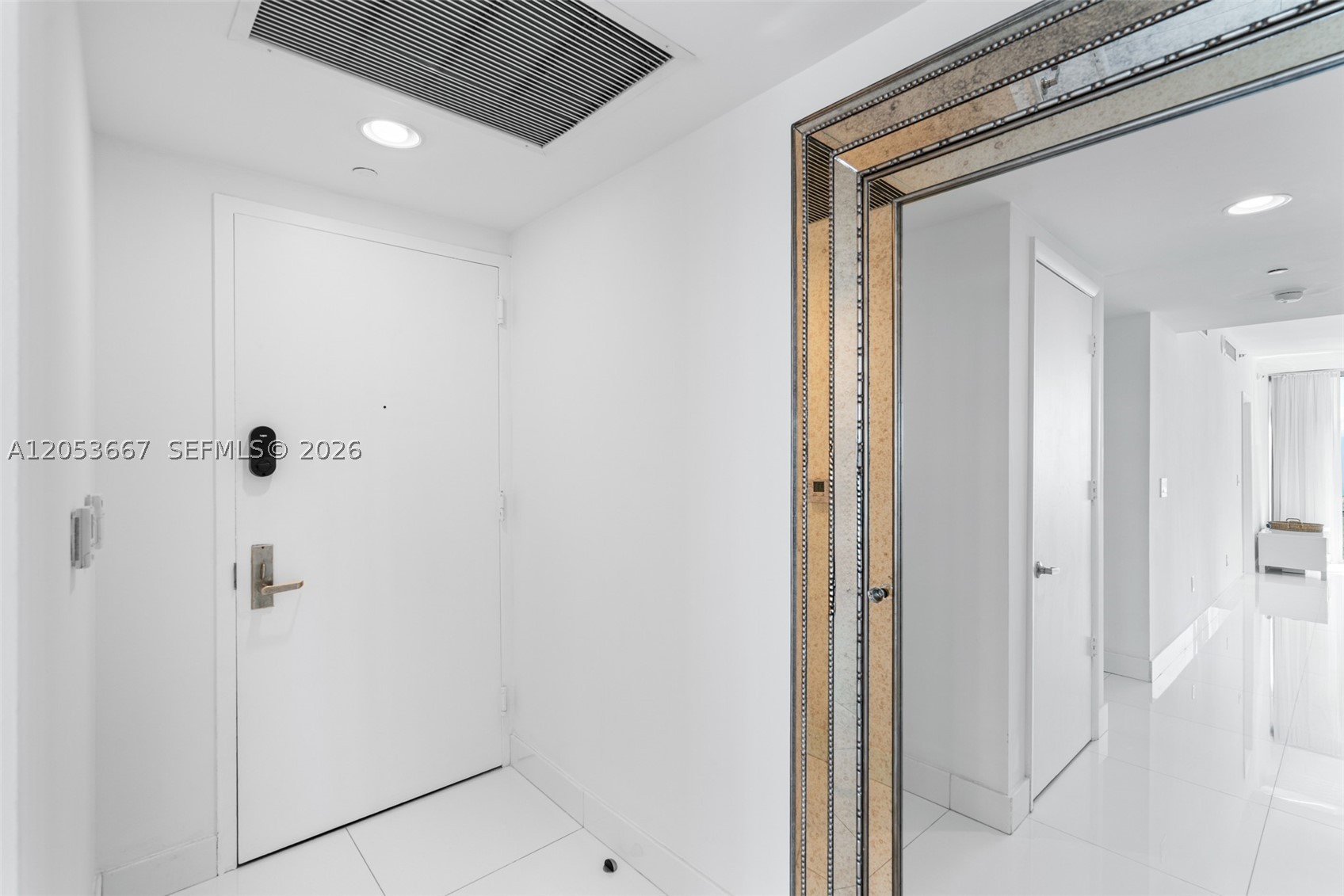 485 Brickell Ave #4410, Miami FL 33131