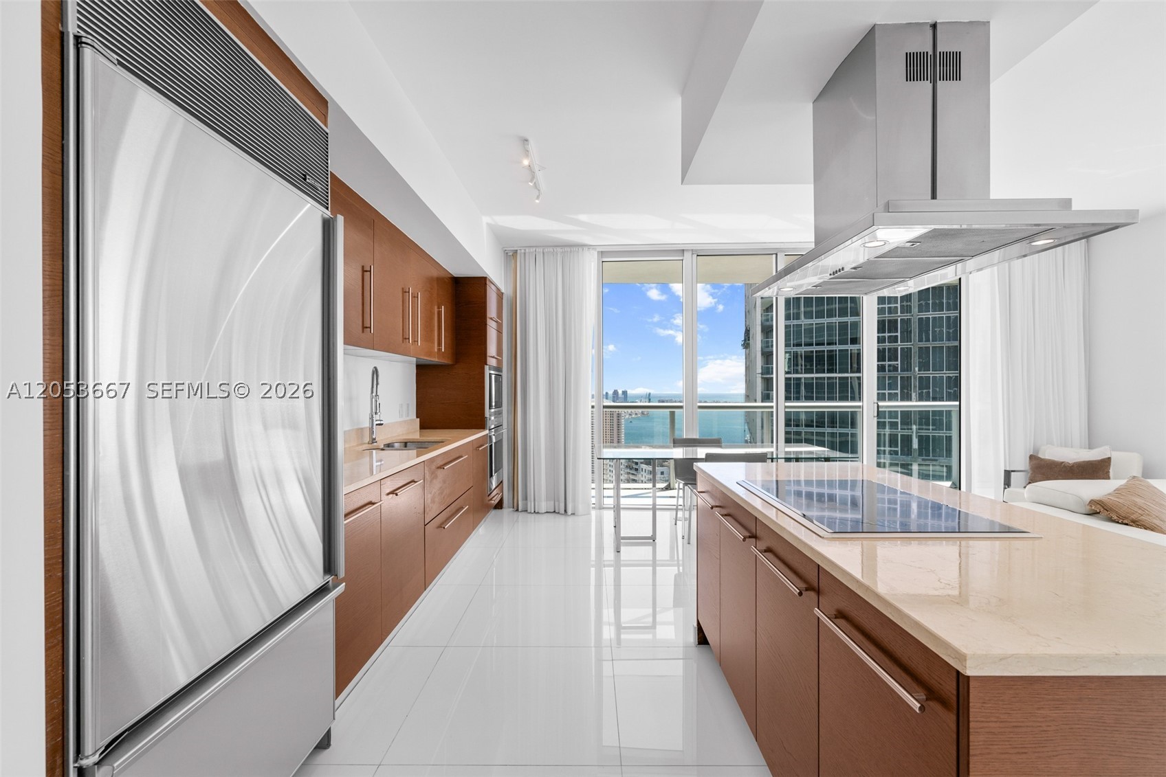 485 Brickell Ave #4410, Miami FL 33131
