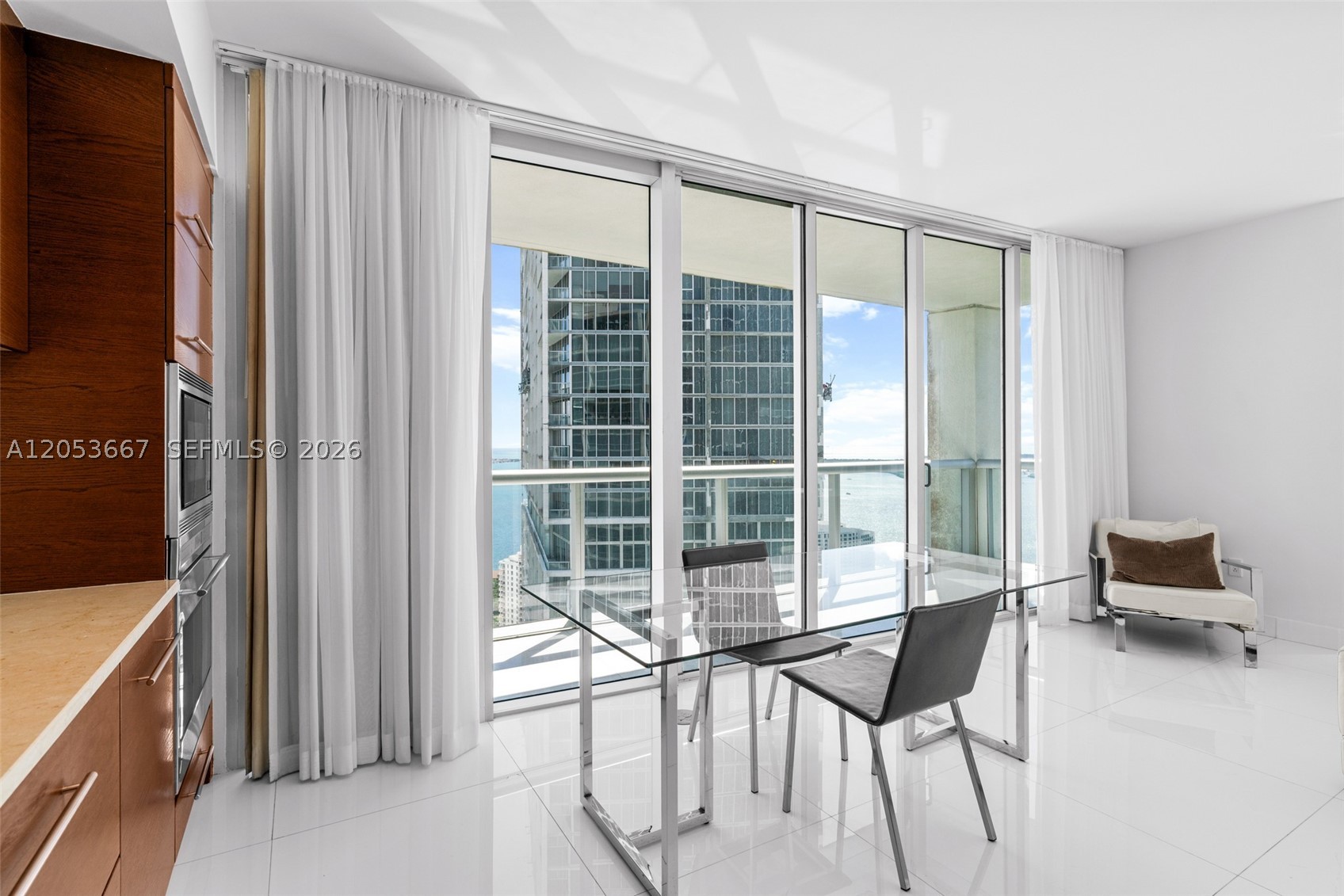 485 Brickell Ave #4410, Miami FL 33131