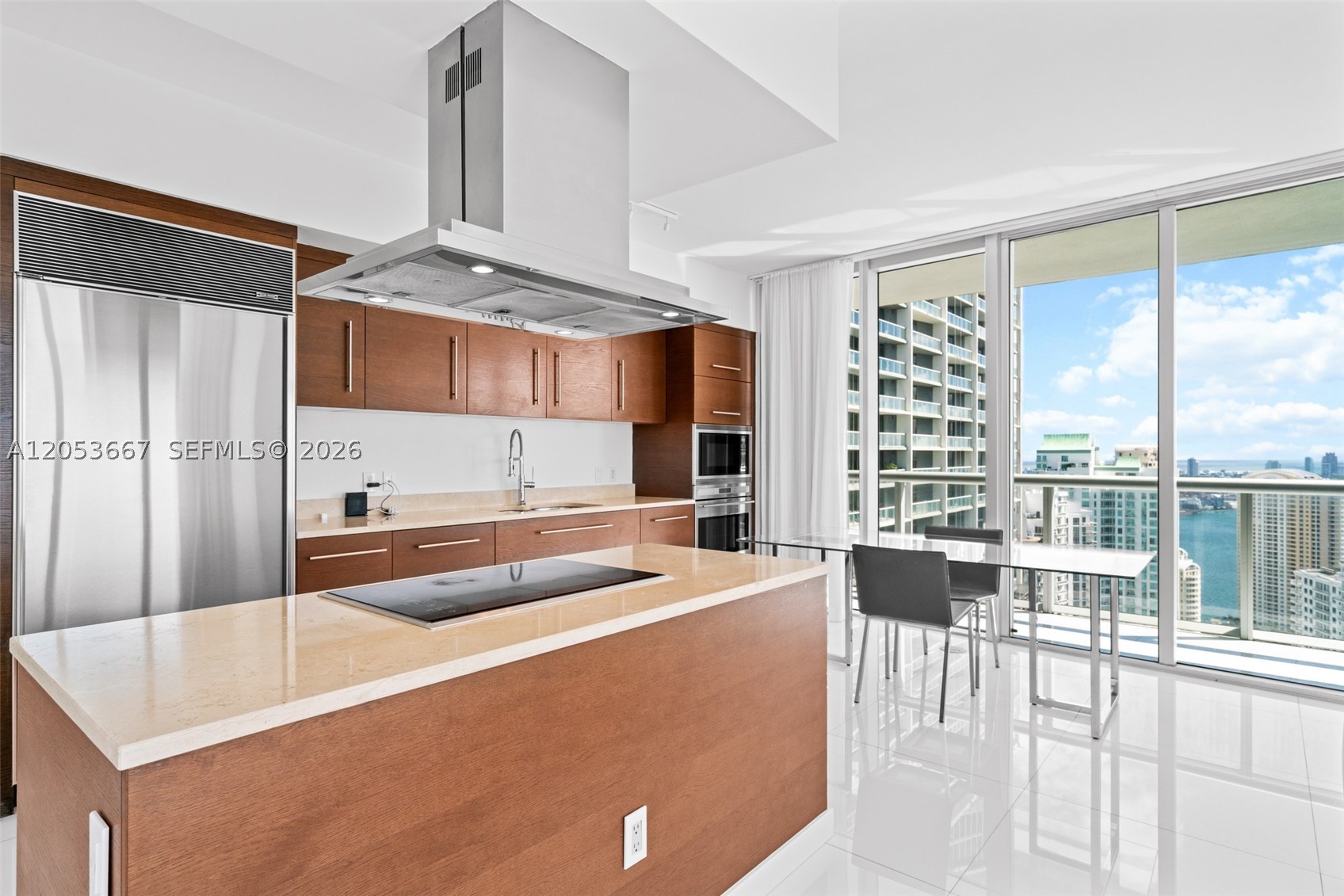 485 Brickell Ave #4410, Miami FL 33131