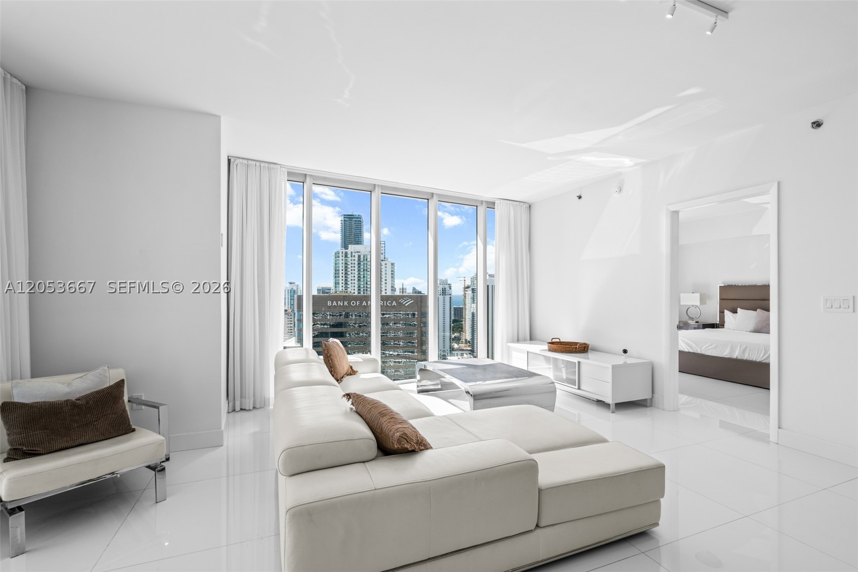 485 Brickell Ave #4410, Miami FL 33131