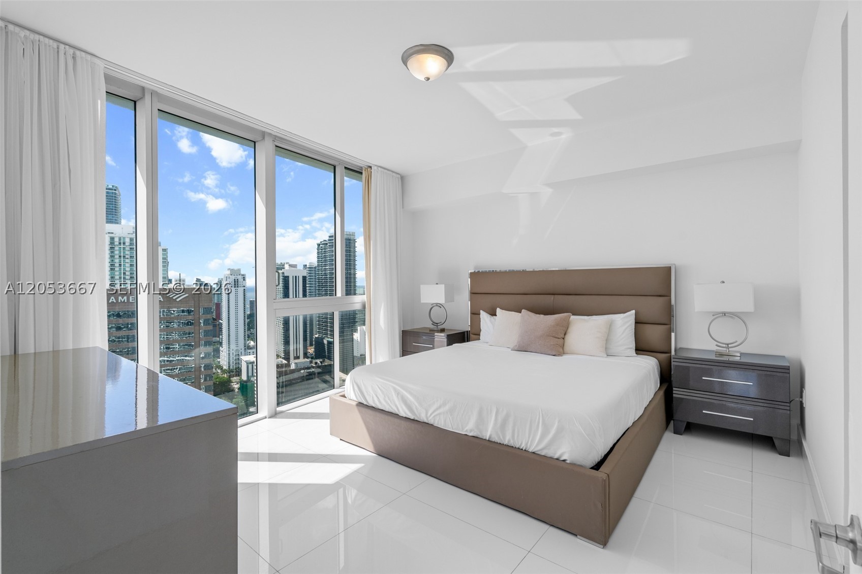 485 Brickell Ave #4410, Miami FL 33131