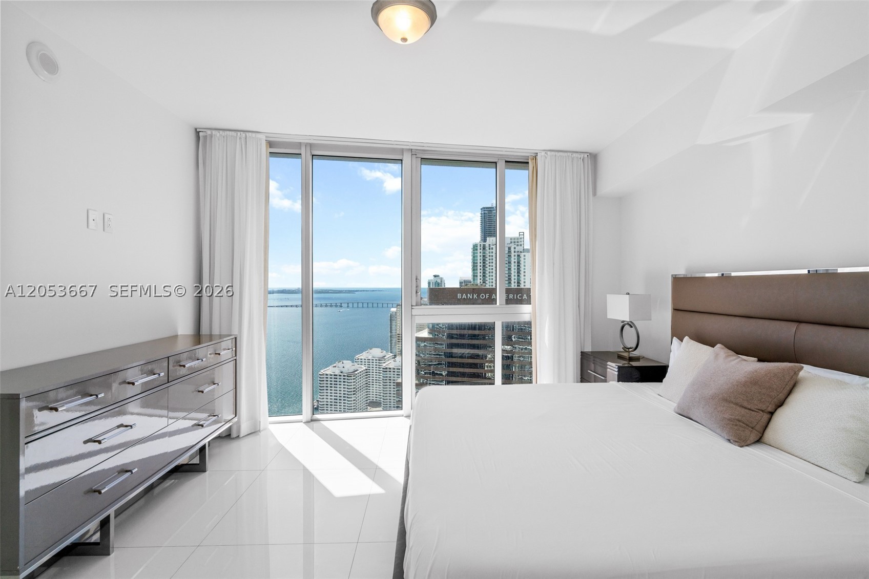 485 Brickell Ave #4410, Miami FL 33131