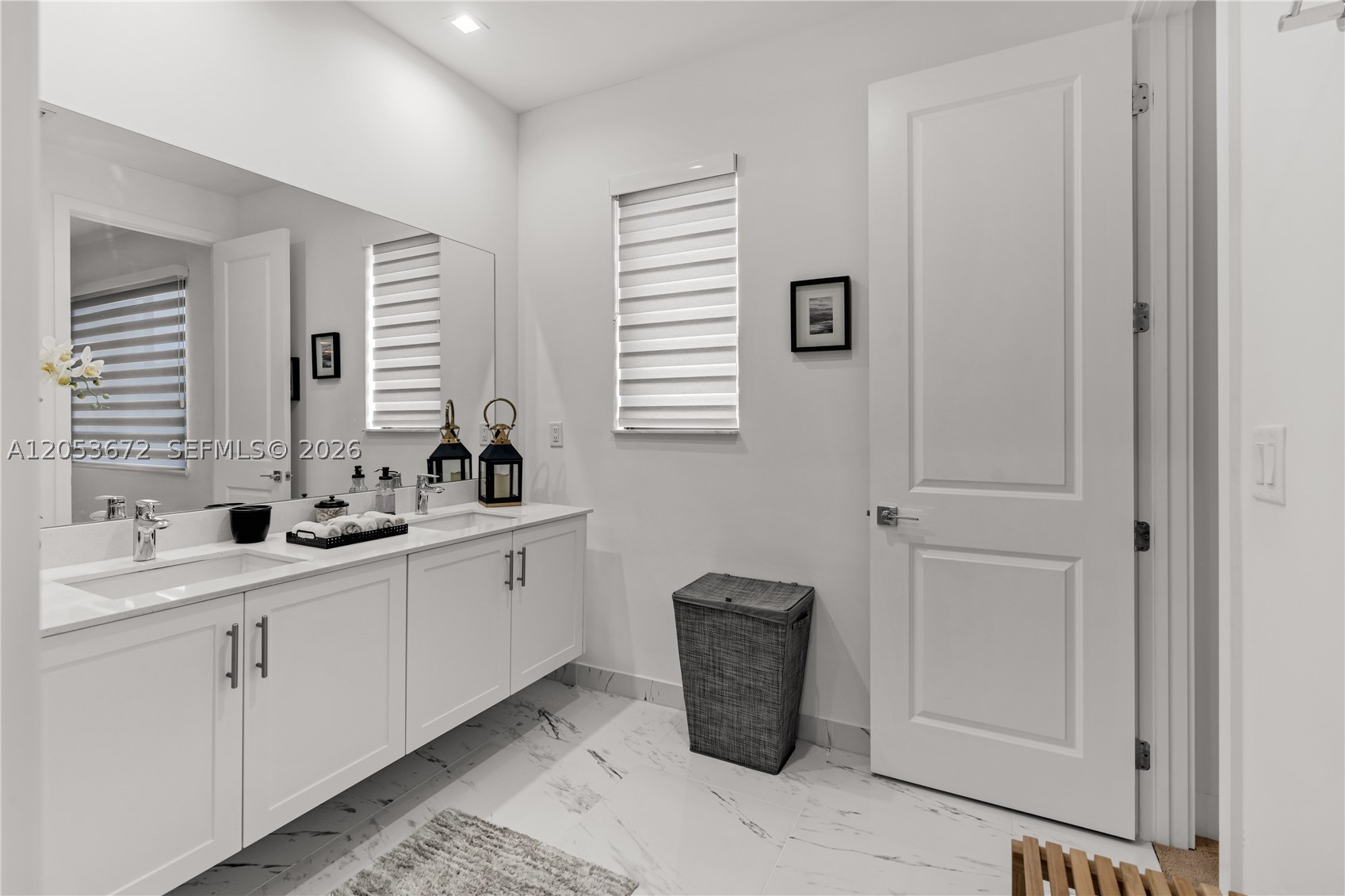 4374 NW 81st Ave, Doral FL 33166