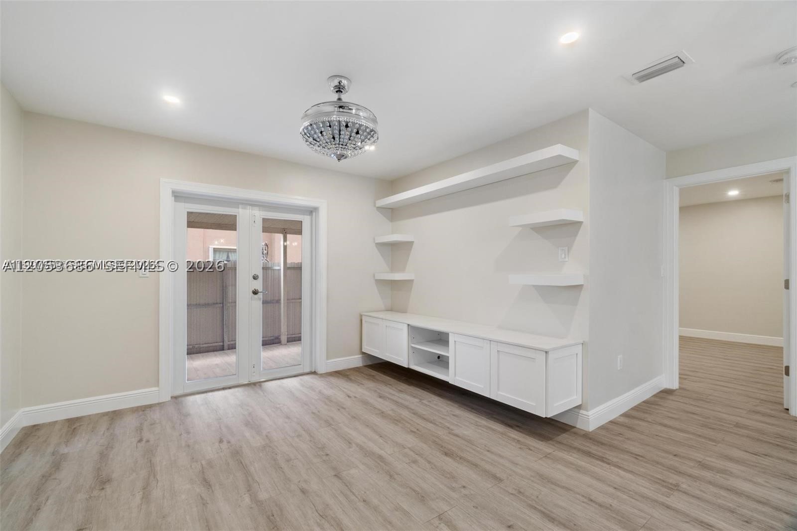 330 W 74th Pl #330, Hialeah FL 33014