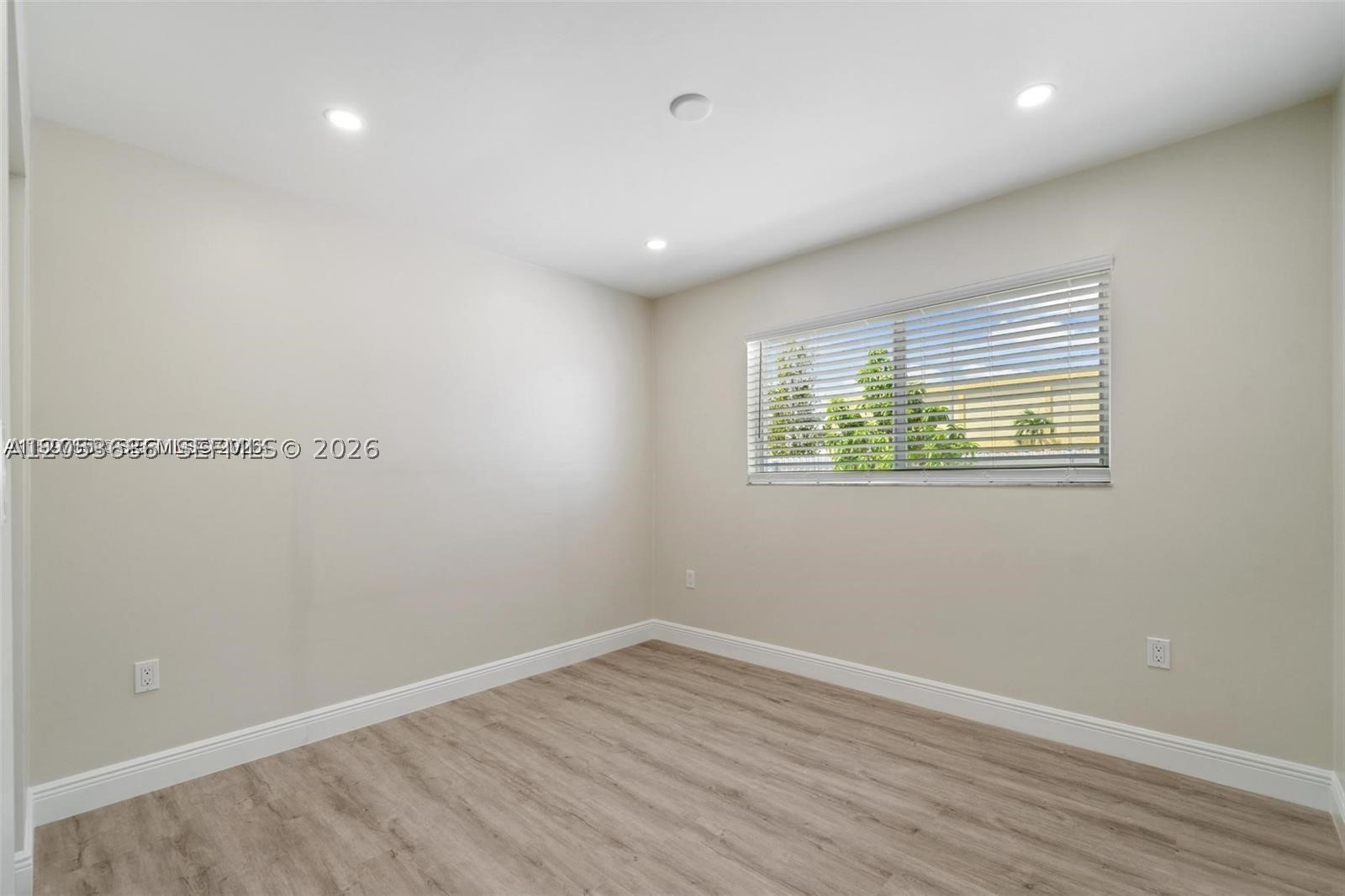 330 W 74th Pl #330, Hialeah FL 33014