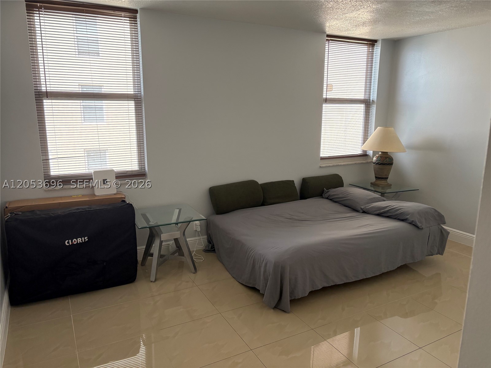 427 Golden Isles Dr #10D, Hallandale Beach FL 33009
