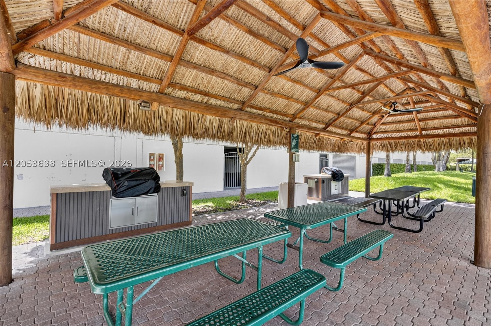 19501 W Country Club Dr #2401, Aventura FL 33180