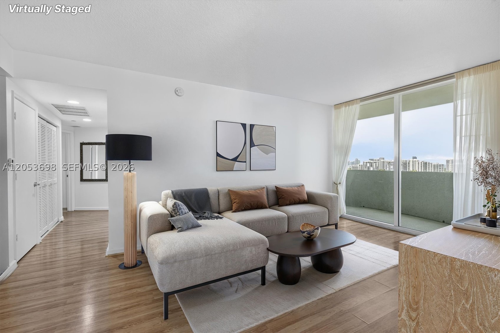 19501 W Country Club Dr #2401, Aventura FL 33180