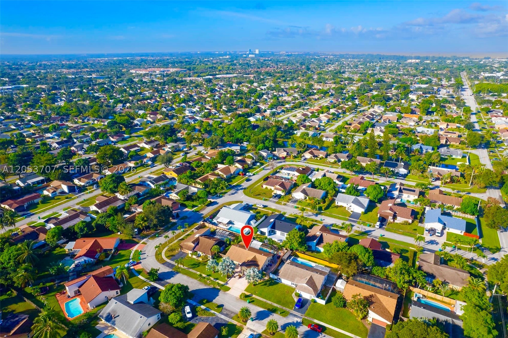 4921 NW 83rd Ave, Lauderhill FL 33351