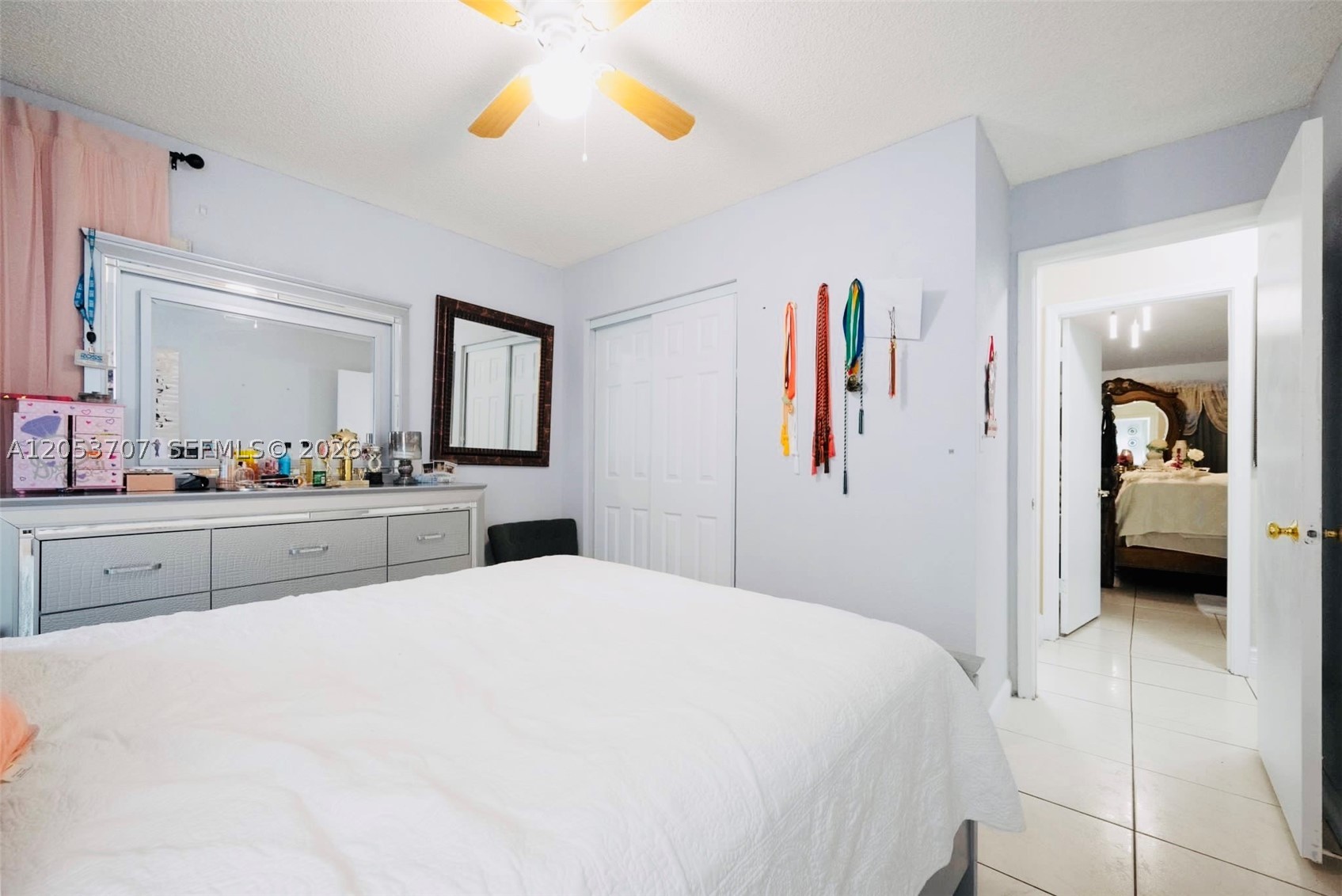 4921 NW 83rd Ave, Lauderhill FL 33351