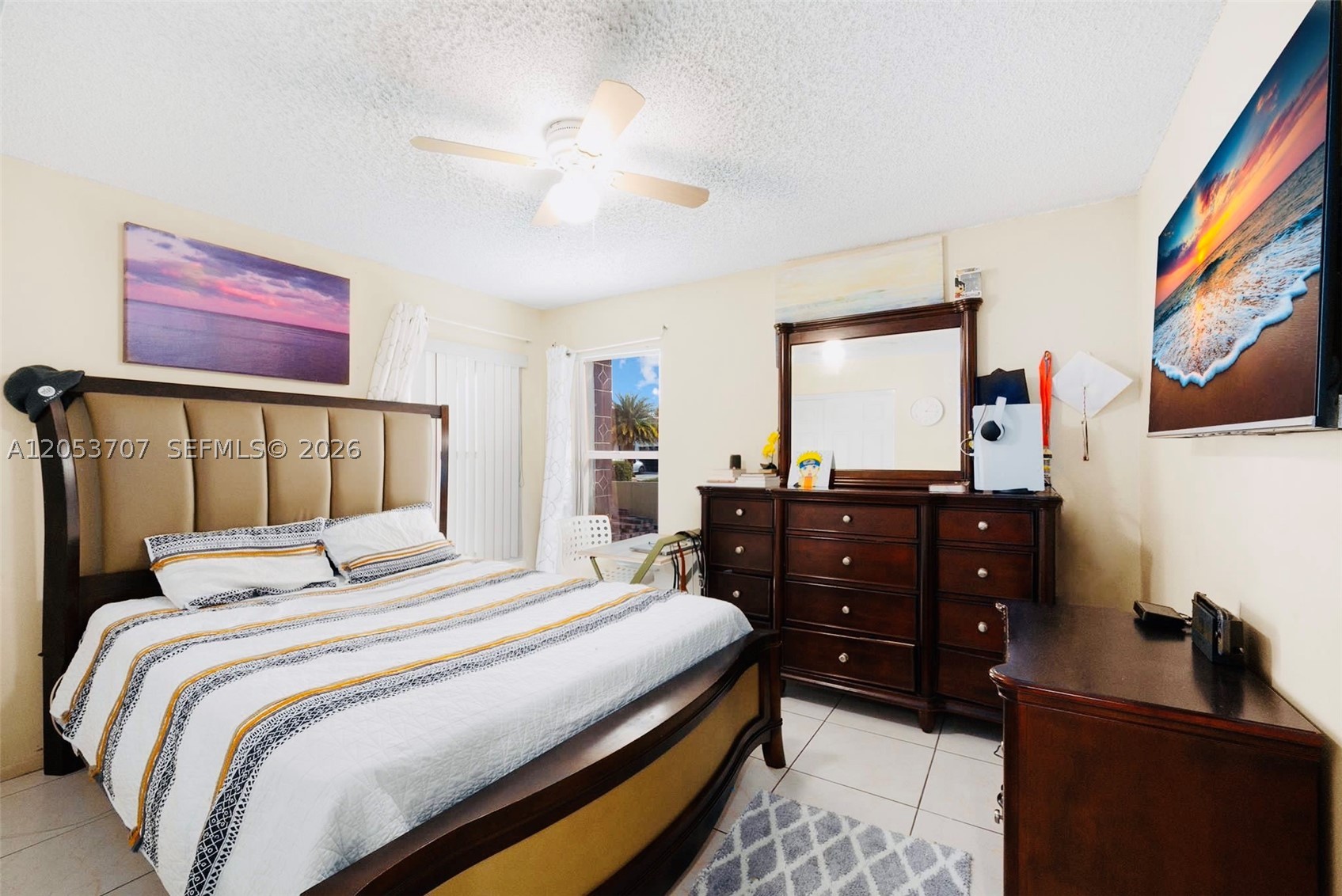 4921 NW 83rd Ave, Lauderhill FL 33351