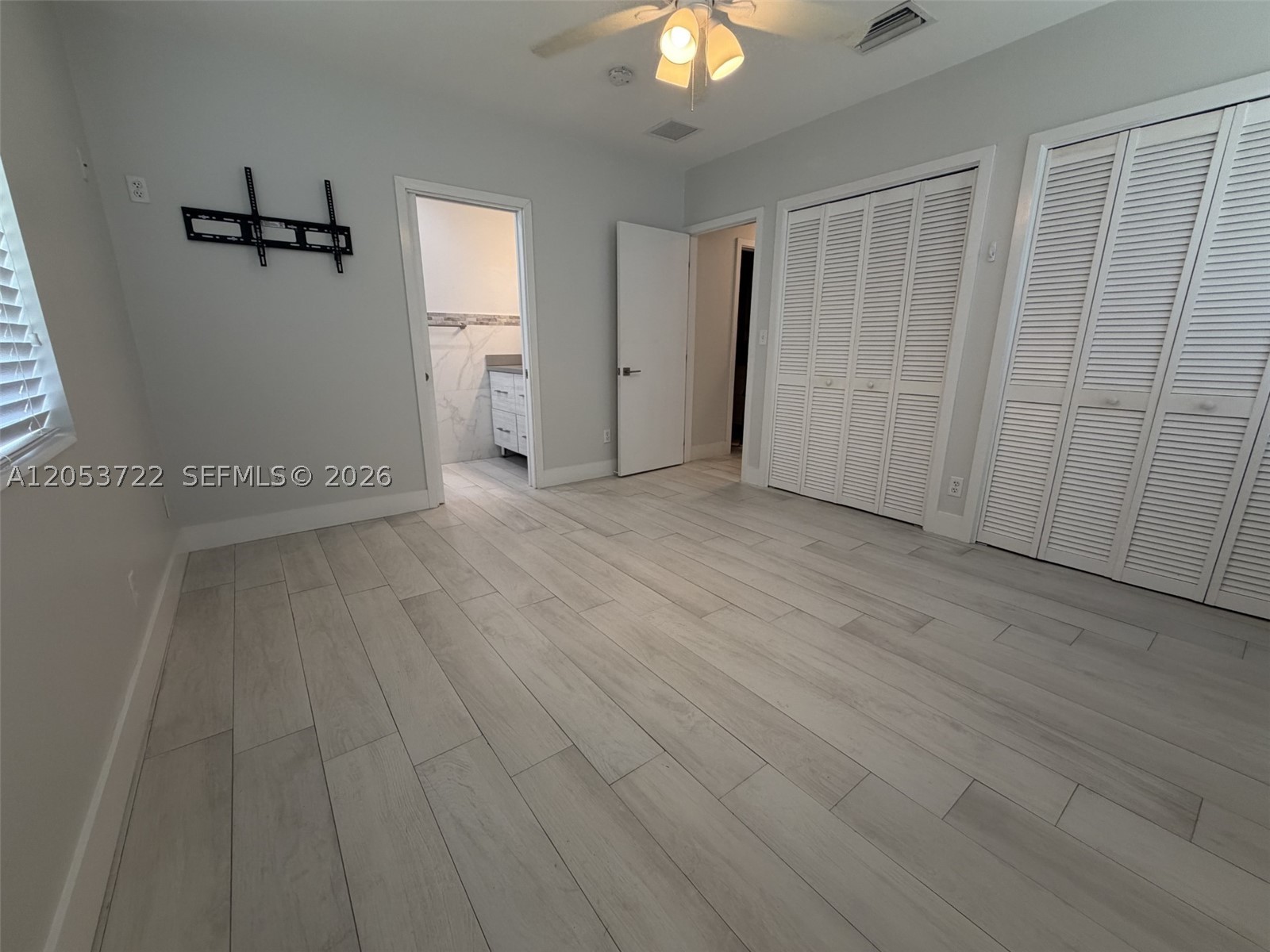 6320 SW 24th St, Miami FL 33155