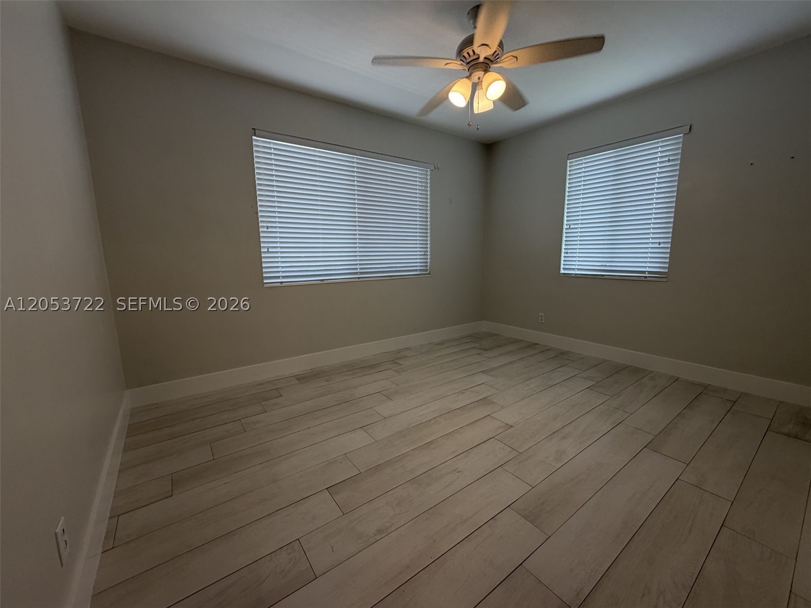 6320 SW 24th St, Miami FL 33155