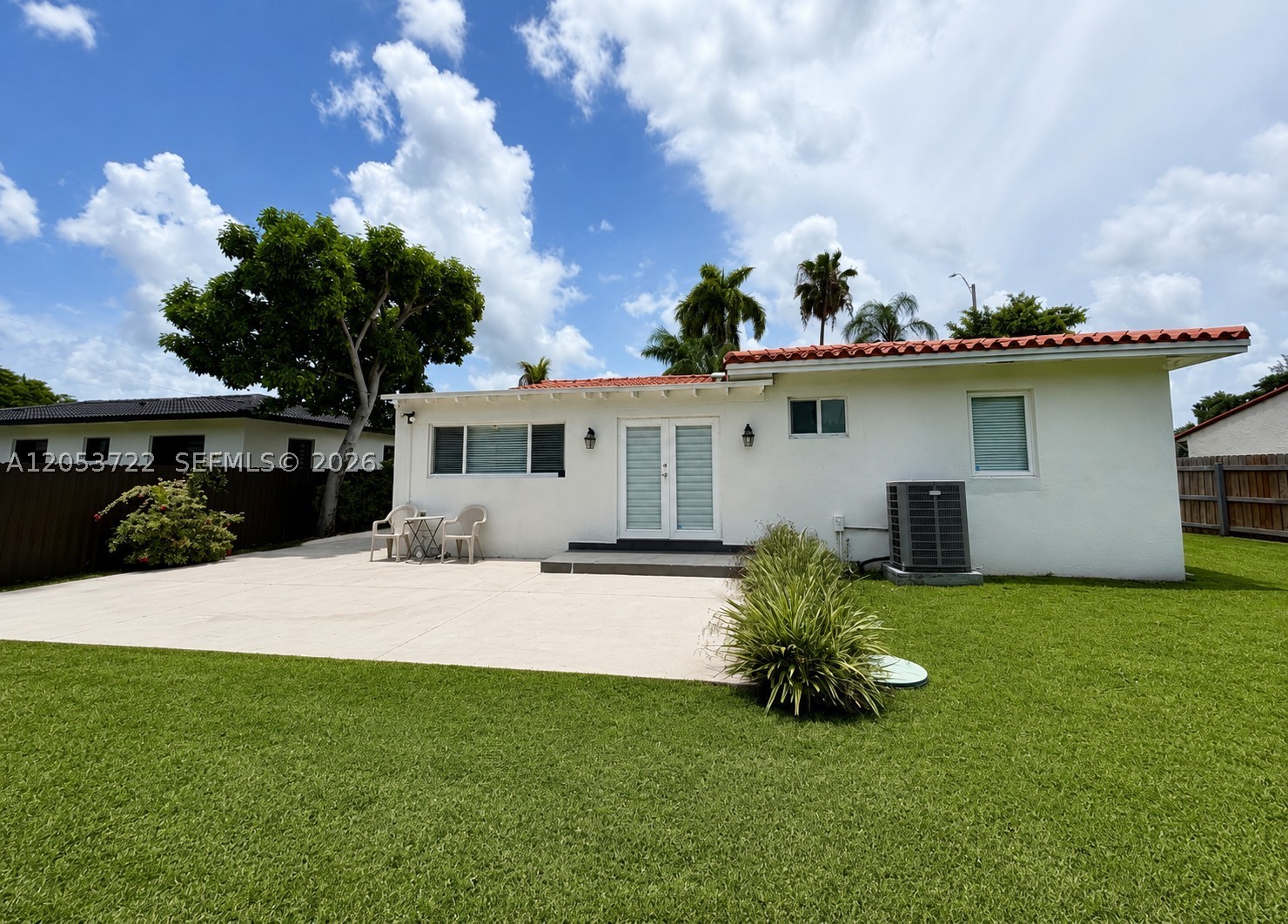 6320 SW 24th St, Miami FL 33155