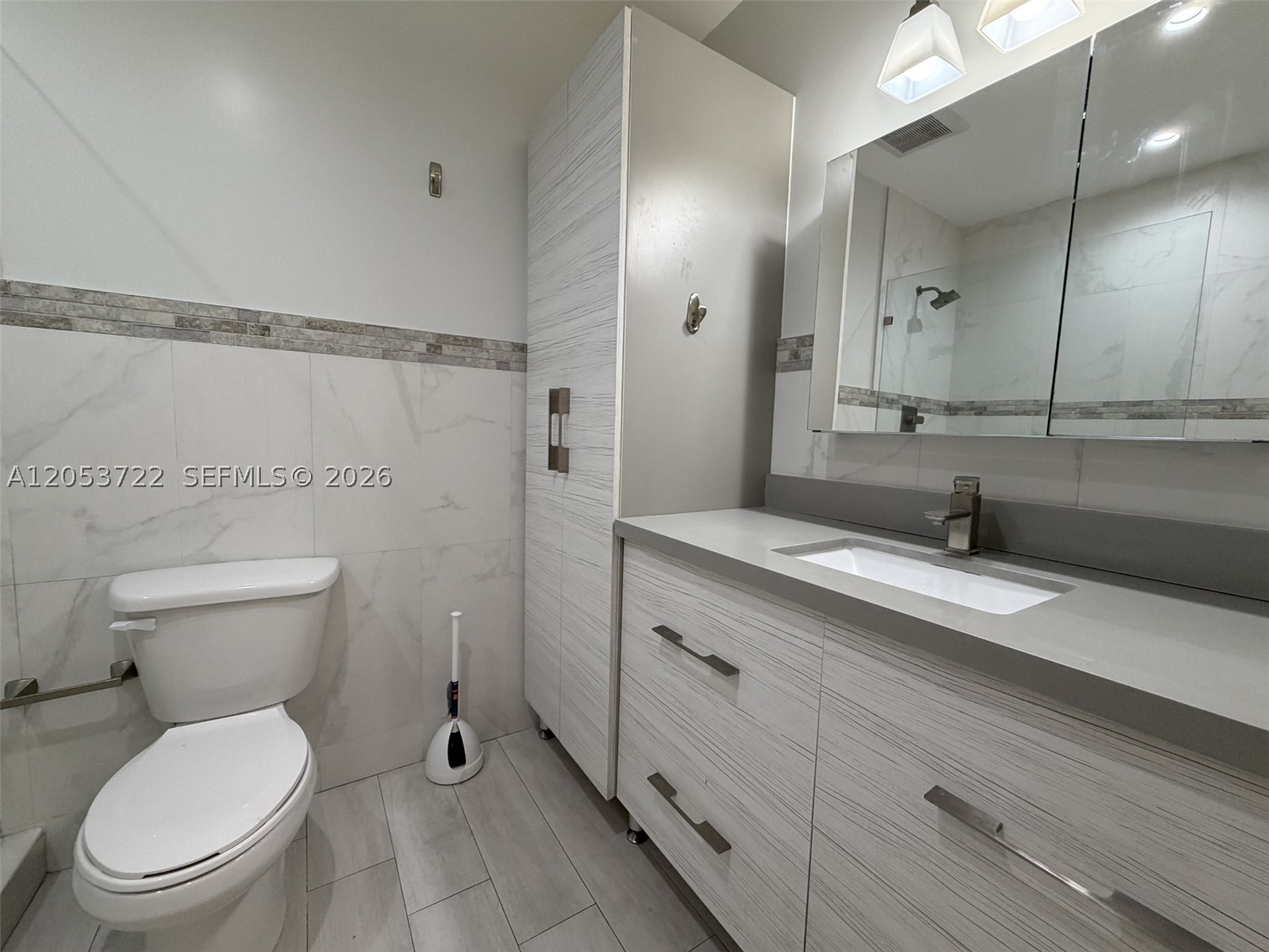 6320 SW 24th St, Miami FL 33155