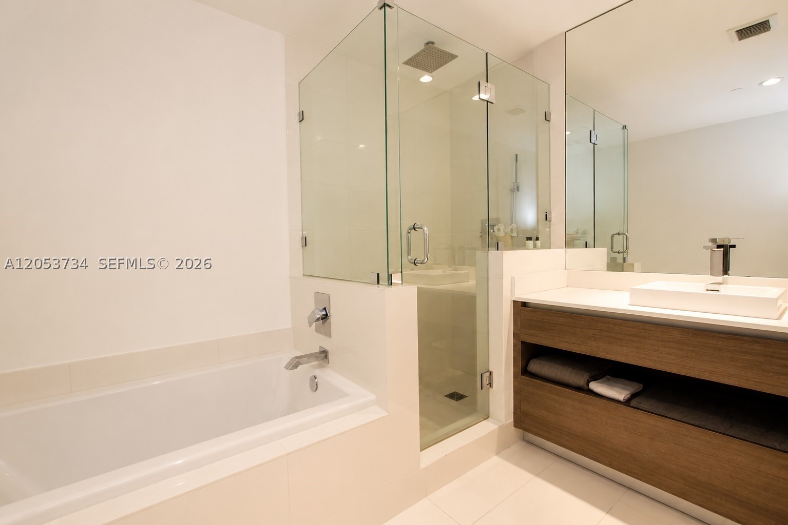 1100 S Miami Ave #1711, Miami FL 33130