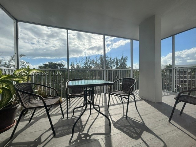 3660 NE 166th St #415, North Miami Beach FL 33160