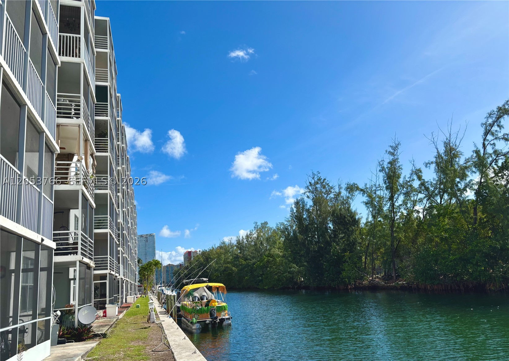 3660 NE 166th St #415, North Miami Beach FL 33160