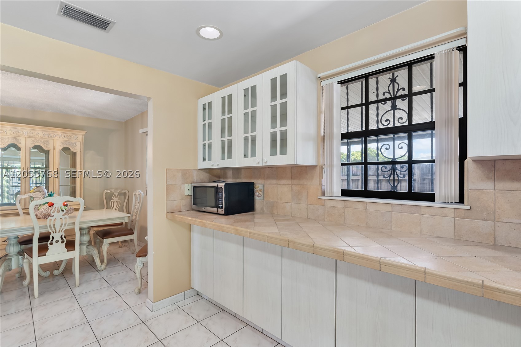 601 E 22nd St #601, Hialeah FL 33013