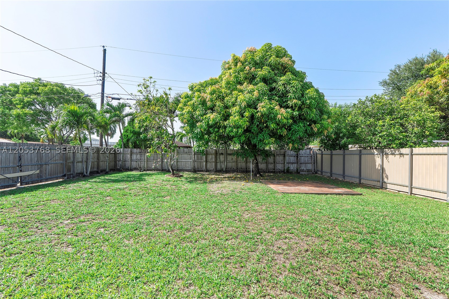 601 E 22nd St #601, Hialeah FL 33013