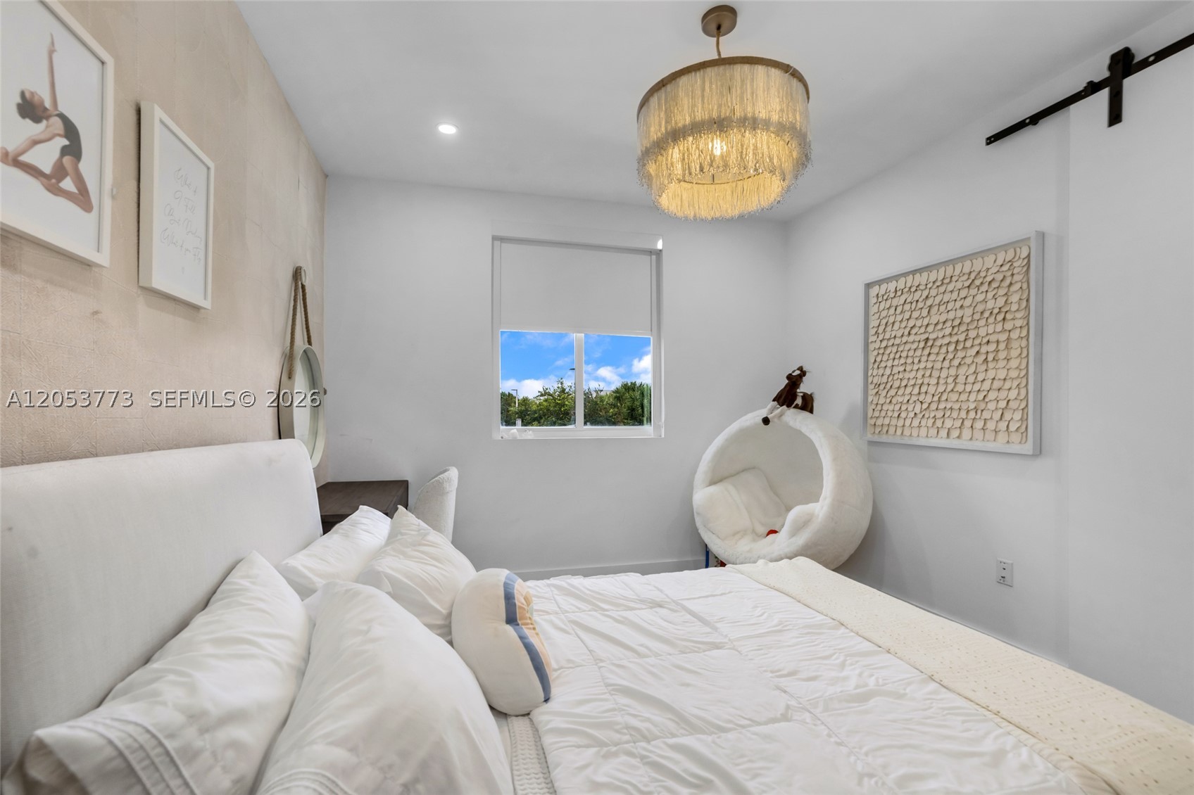 7541 NW 100th Ave, Doral FL 33178