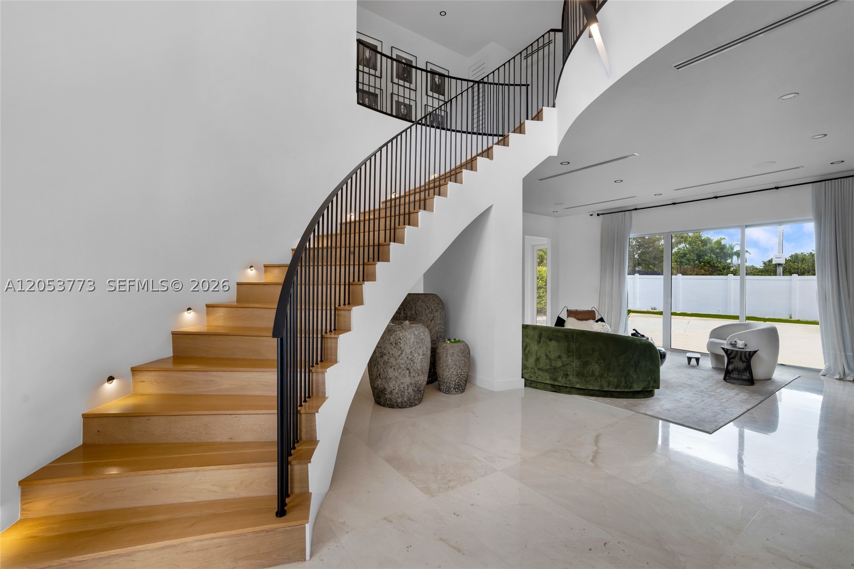 7541 NW 100th Ave, Doral FL 33178