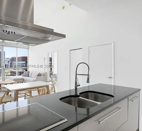 495 Brickell Ave #4105, Miami FL 33131