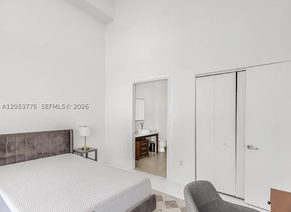 495 Brickell Ave #4105, Miami FL 33131