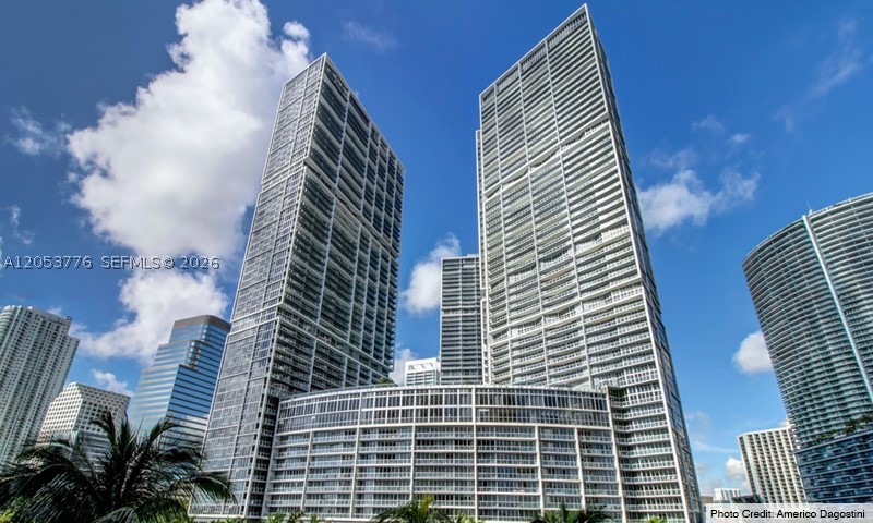 495 Brickell Ave #4105, Miami FL 33131