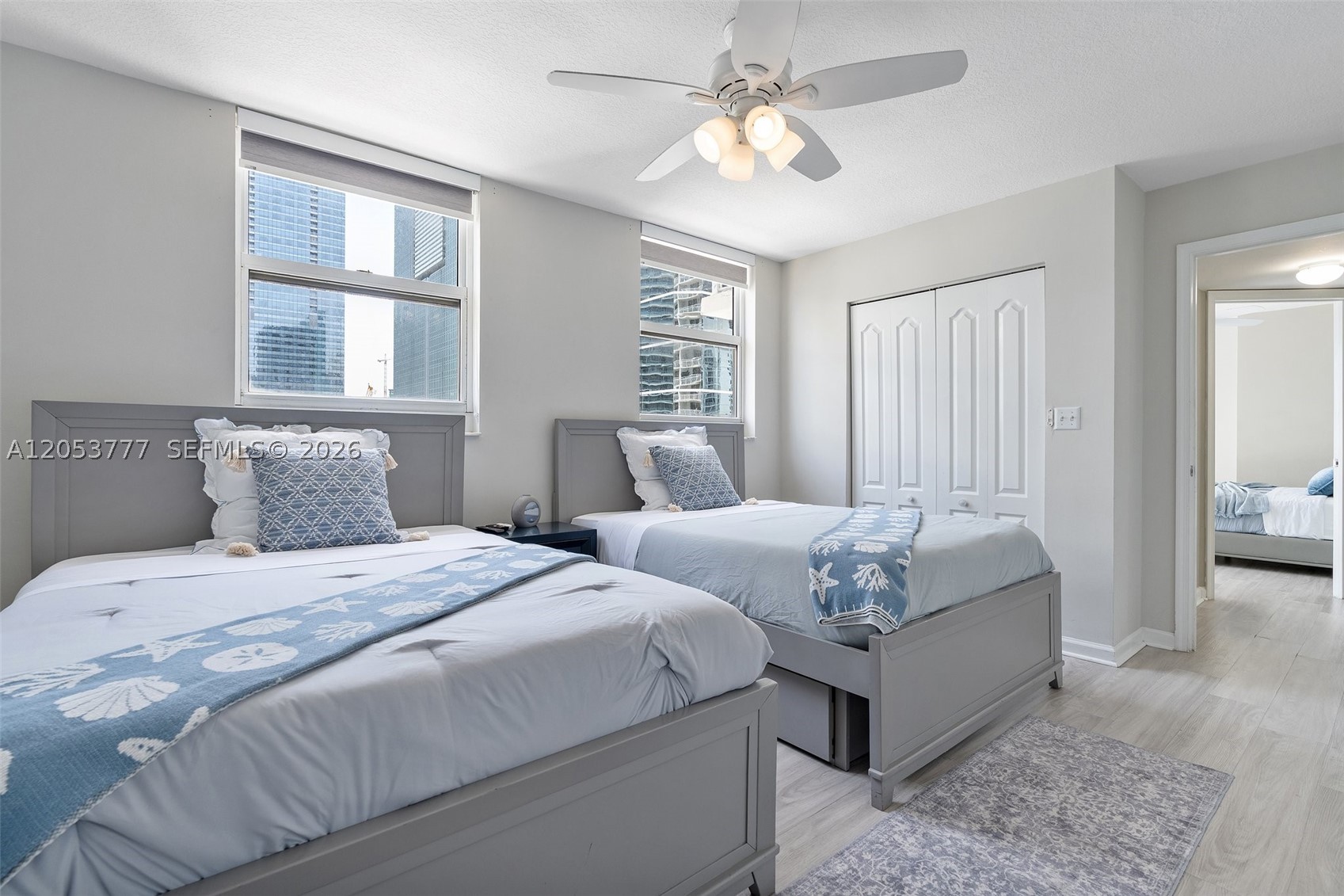 1200 Brickell Bay Dr #2423, Miami FL 33131
