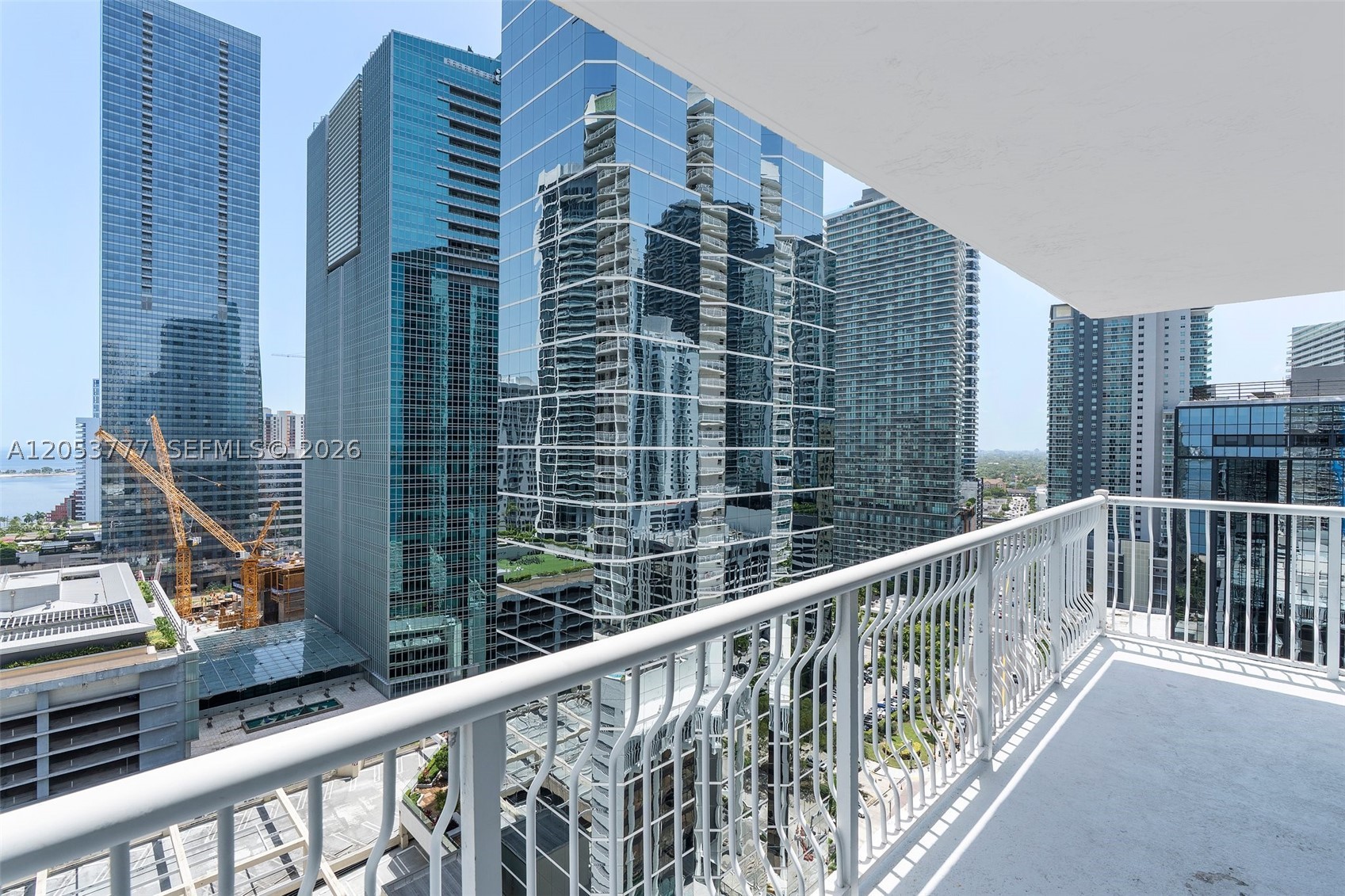 1200 Brickell Bay Dr #2423, Miami FL 33131