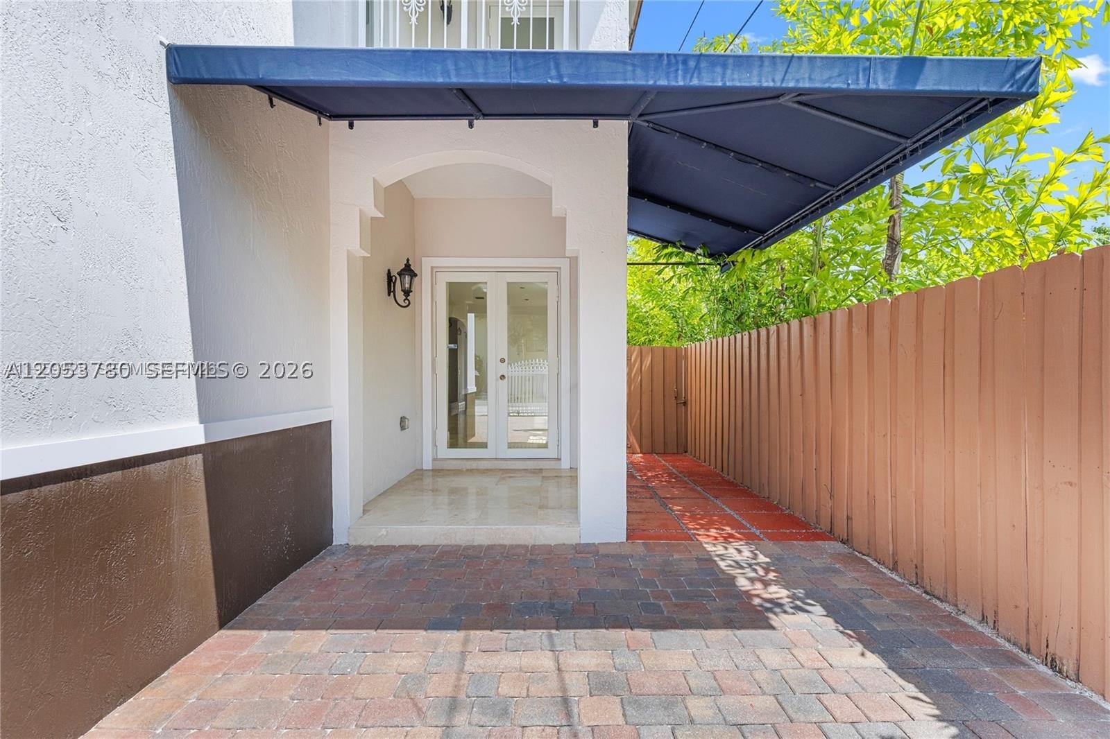 4023 SW 10th St, Miami FL 33134