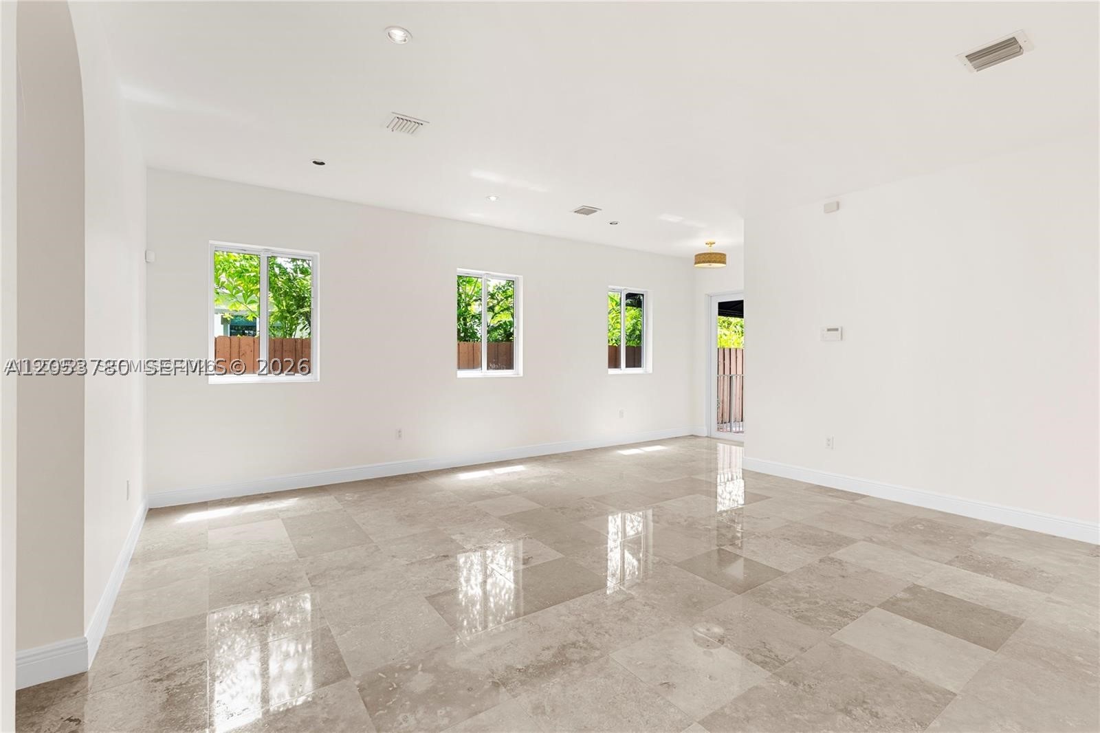 4023 SW 10th St, Miami FL 33134