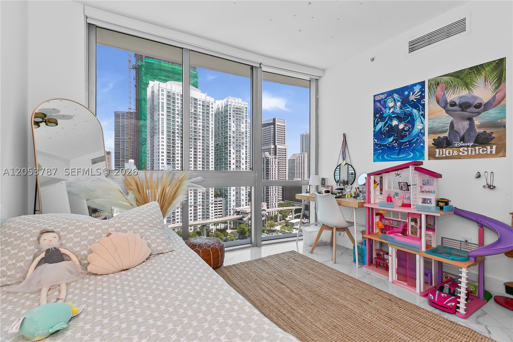350 S Miami Ave #2102, Miami FL 33130