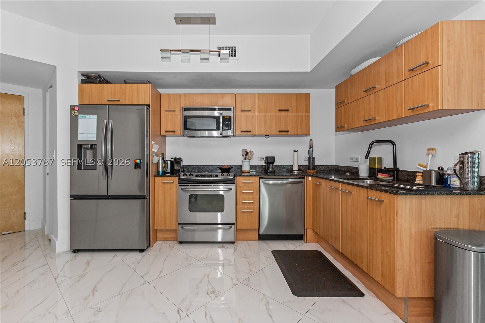 350 S Miami Ave #2102, Miami FL 33130