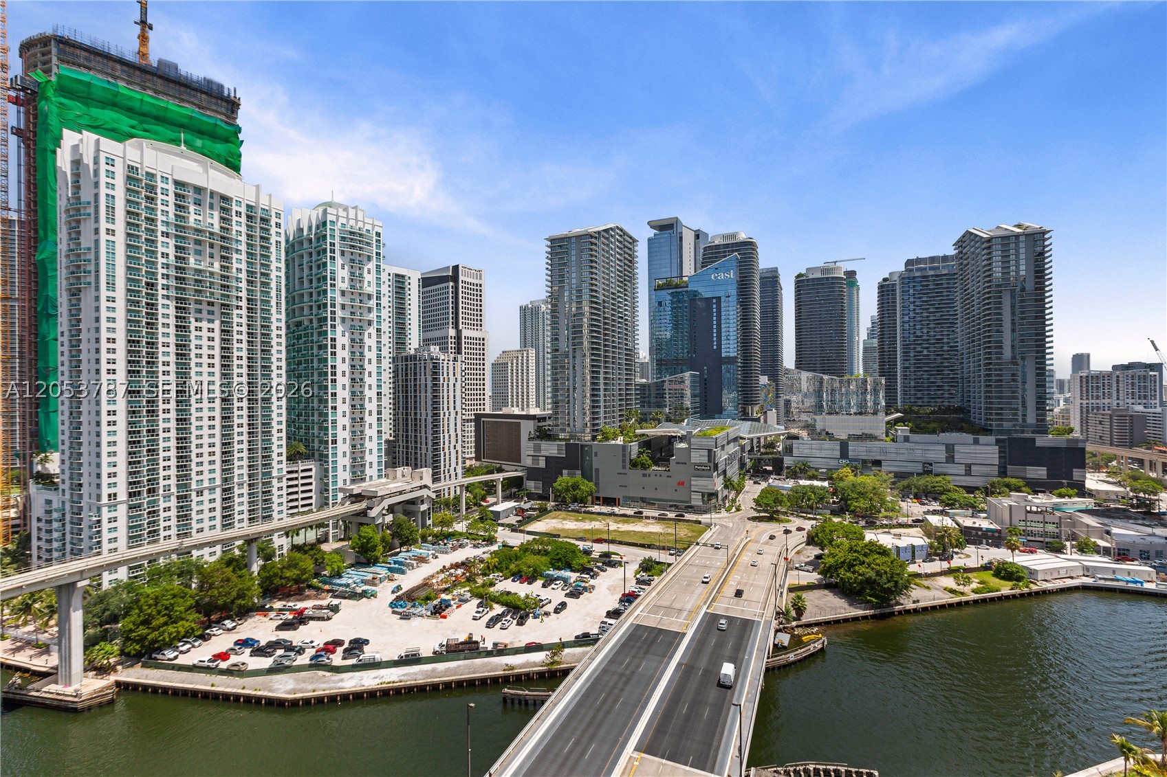 350 S Miami Ave #2102, Miami FL 33130