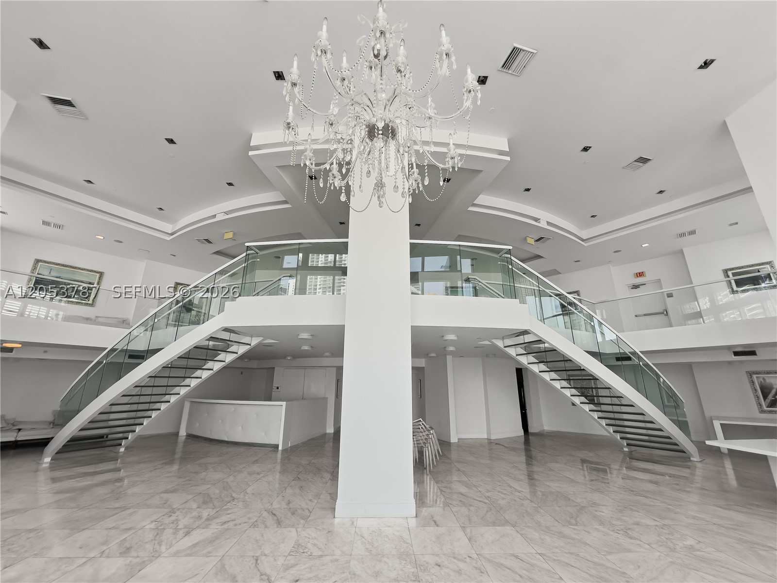 350 S Miami Ave #2102, Miami FL 33130