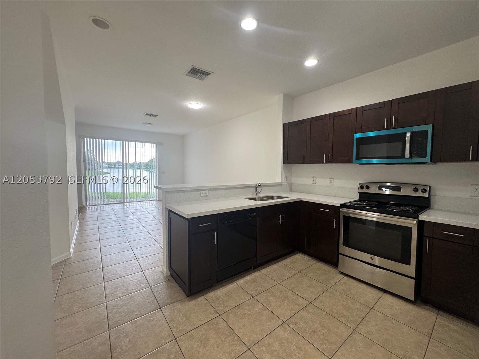 1415 NW 34th Way #1415, Lauderhill FL 33311