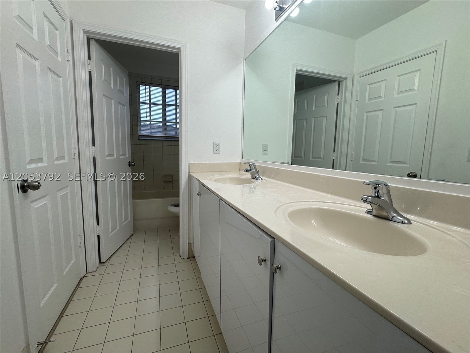 1415 NW 34th Way #1415, Lauderhill FL 33311