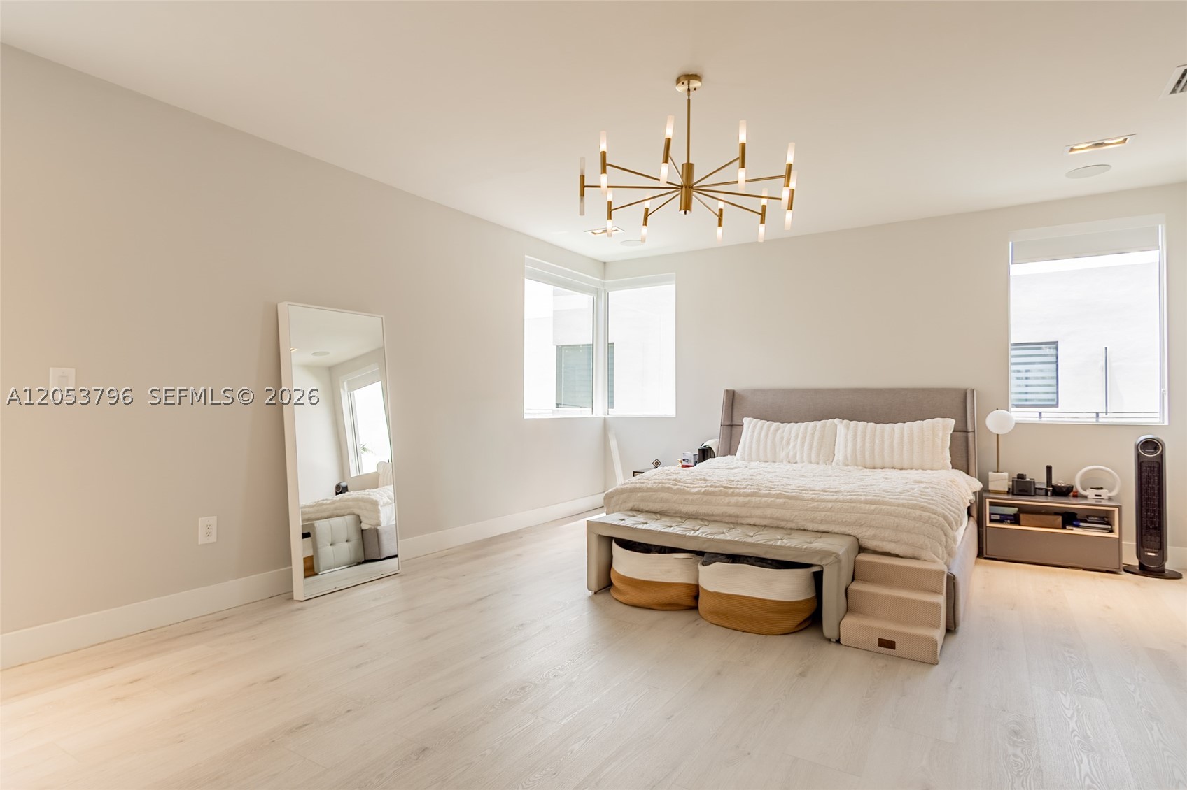 10043 NW 75th Ter, Doral FL 33178