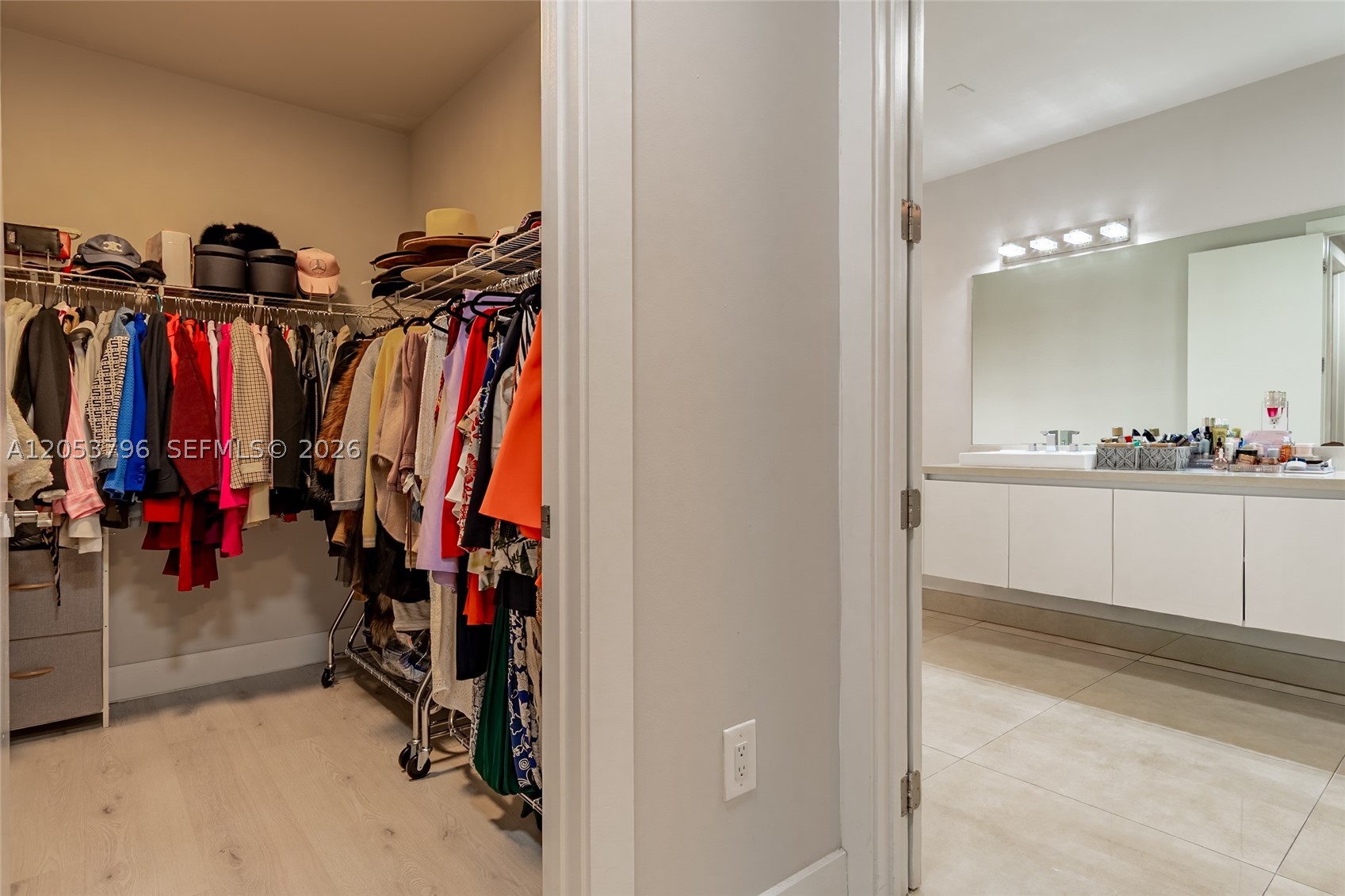 10043 NW 75th Ter, Doral FL 33178