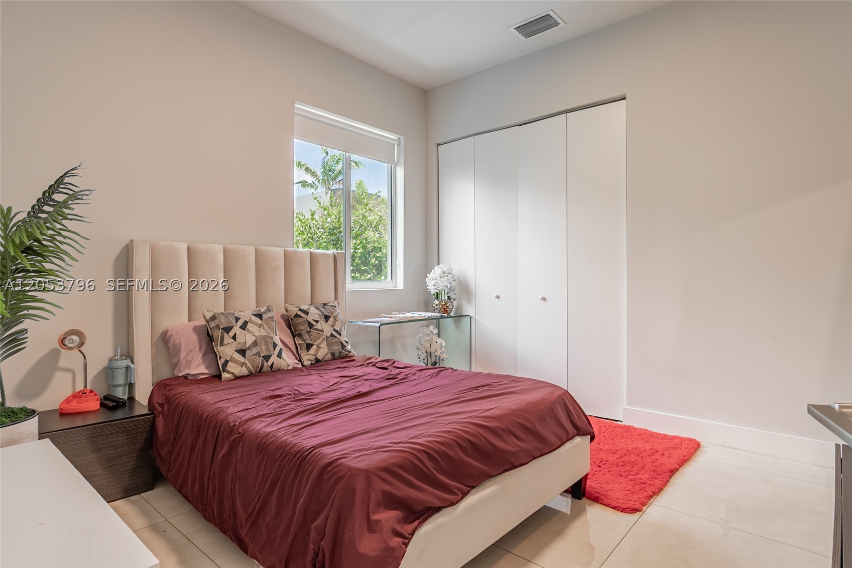 10043 NW 75th Ter, Doral FL 33178