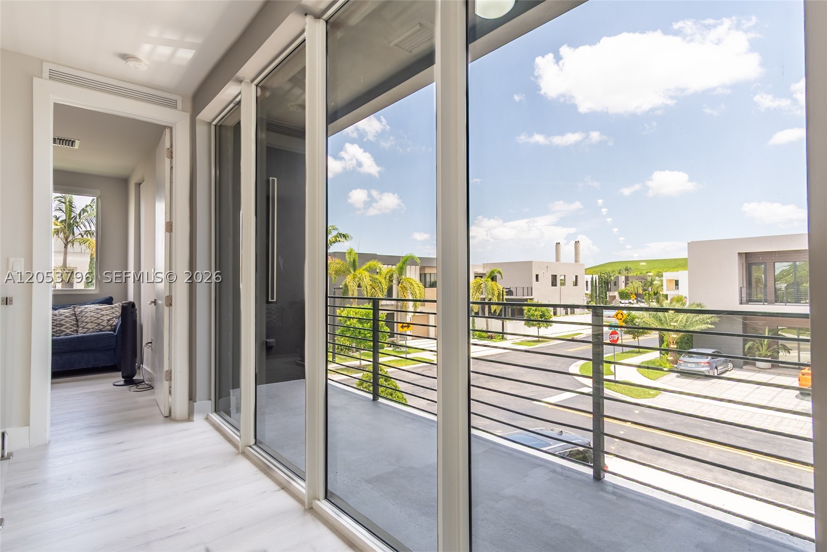 10043 NW 75th Ter, Doral FL 33178