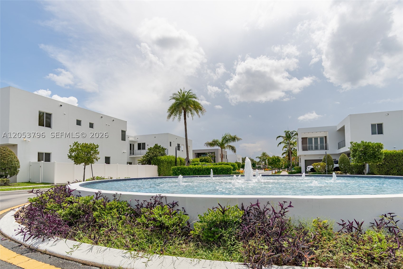 10043 NW 75th Ter, Doral FL 33178