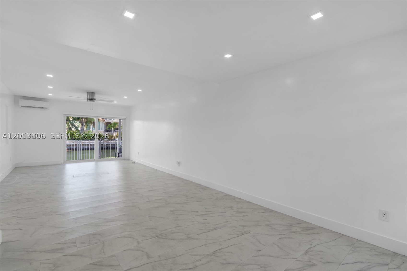 2225 NE 123rd St #102, North Miami FL 33181